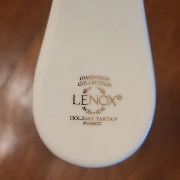 Lenox Holiday Tartan Ceramic Piece - Picture 2 of 5